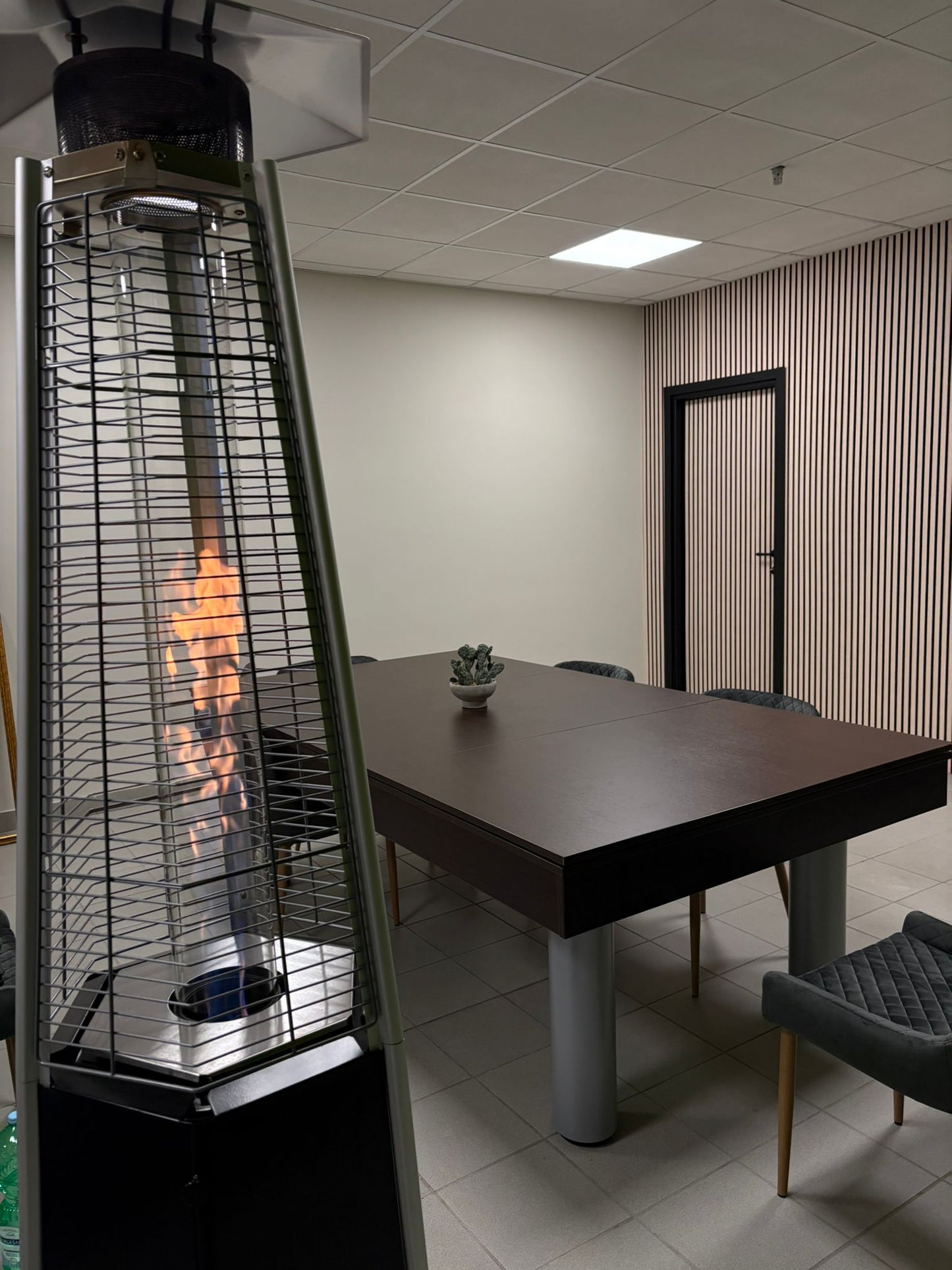 UFFICIO EXTRA LUX + SALA RIUNIONI